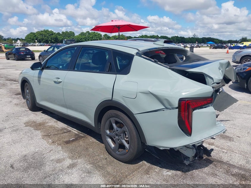 Vin: 3kpft4de0te285373, lot: 46670940, kia k4 lxs 20263