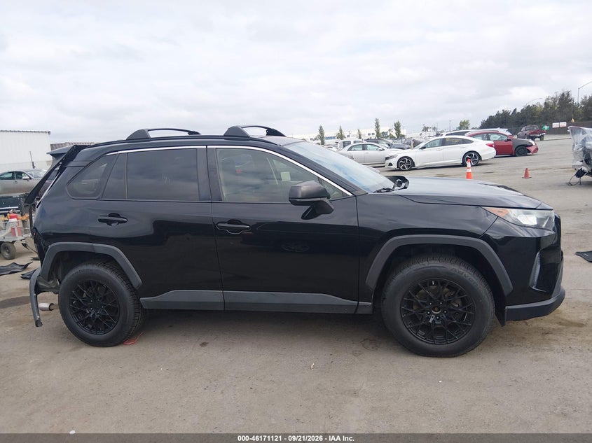 TOYOTA RAV4 - zdjęcie 13