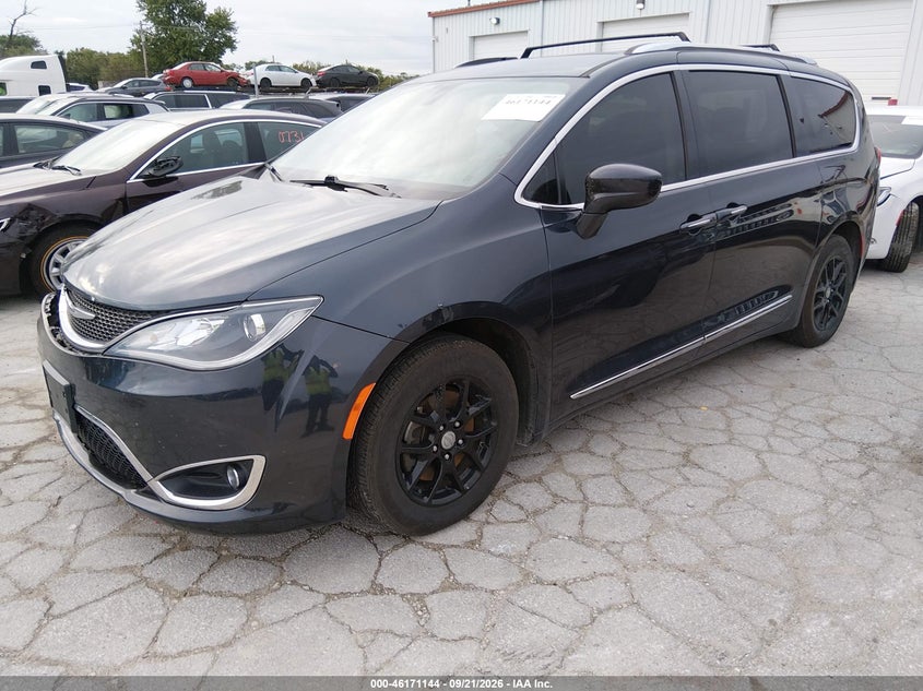 Vin: 2c4rc1bg7lr269346, lot: 46670986, chrysler pacifica touring l 20202