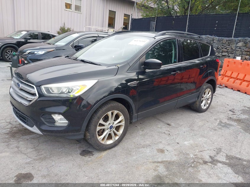 FORD ESCAPE 2017 VIN 1FMCU9GD4HUB33858