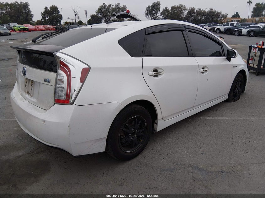 Vin: jtdkn3du2d5649543, lot: 46671164, toyota prius two 20134