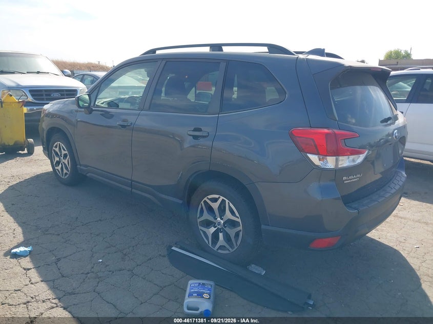 Vin: jf2skajc1lh502363, lot: 46671222, subaru forester premium 20203