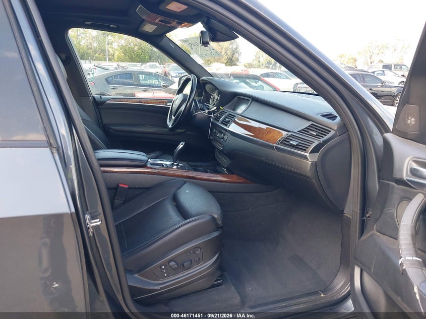 BMW X5 2013 VIN 5UXZV8C58DL898655