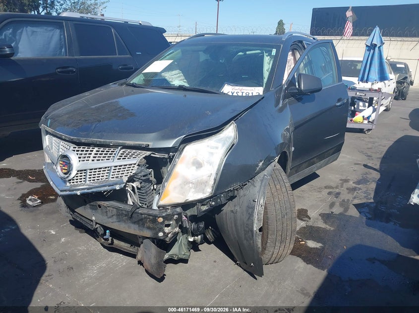 2012 Cadillac Srx Luxury Collection, Right Front, IAAI, VIN 3GYFNAE39CS606988 — photo 2