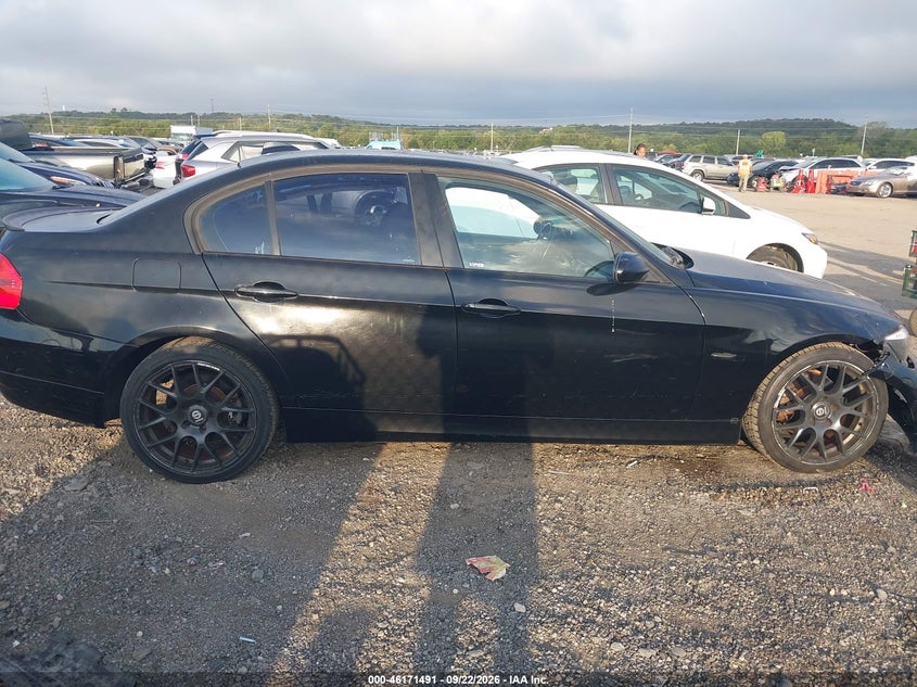 2006 BMW 325I · Фото 13