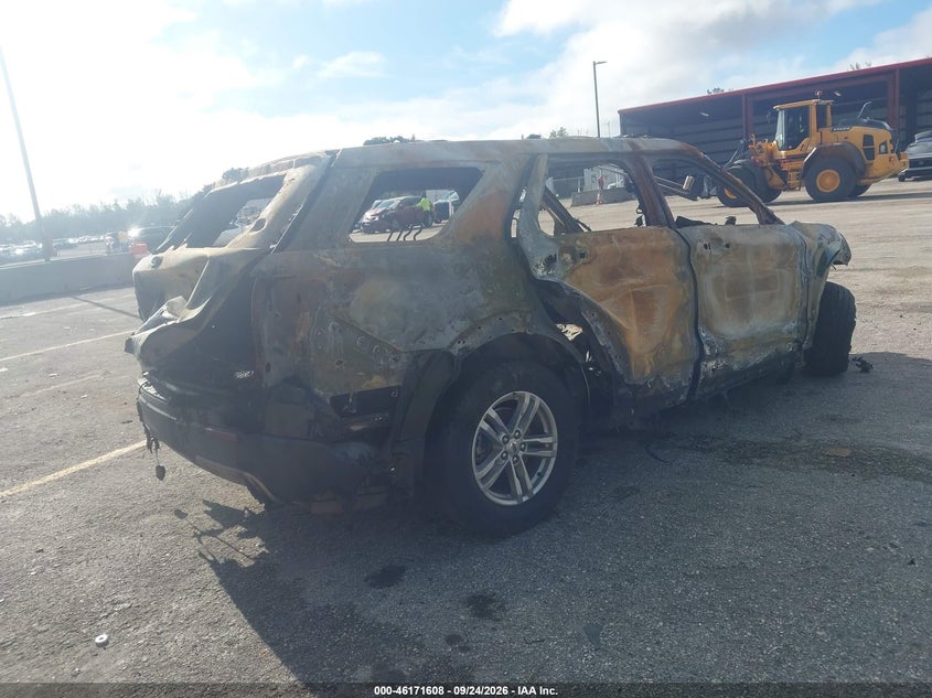 Vin: 1fmsk7dh1nga50041, lot: 46671450, ford explorer xlt 20224