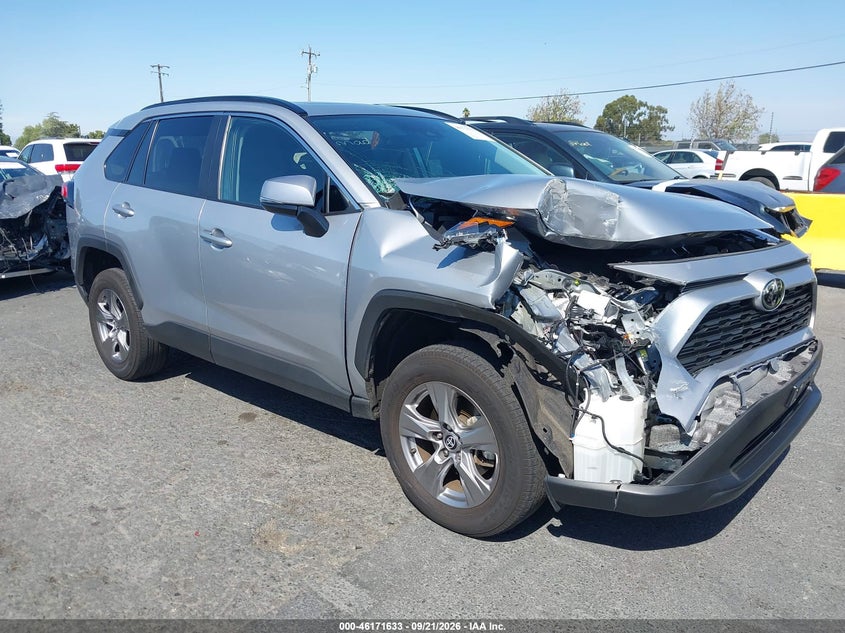 TOYOTA RAV4 - zdjęcie 1