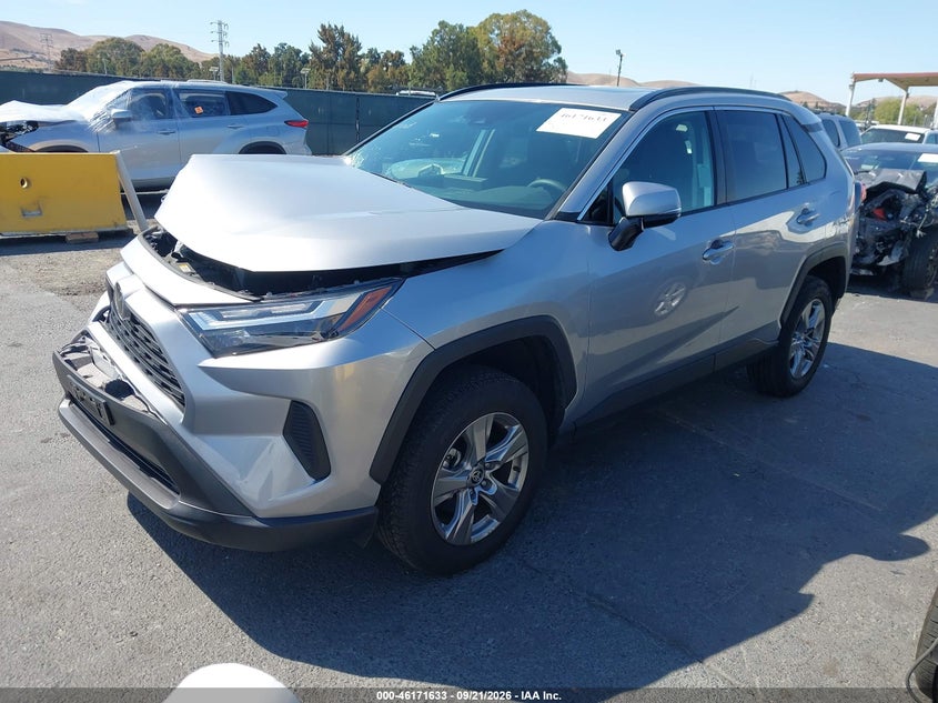 TOYOTA RAV4 - zdjęcie 2