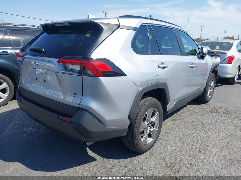 TOYOTA RAV4 - zdjęcie 4