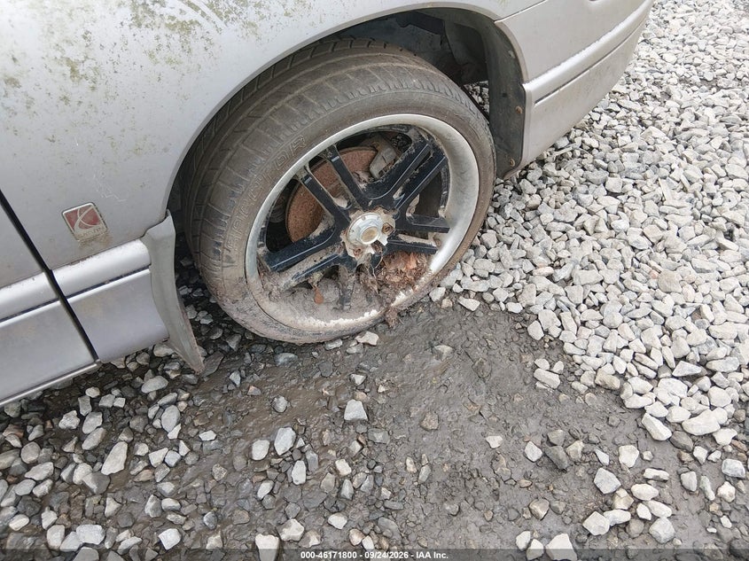 SATURN SC2 1996 VIN 1G8ZH1279TZ195395