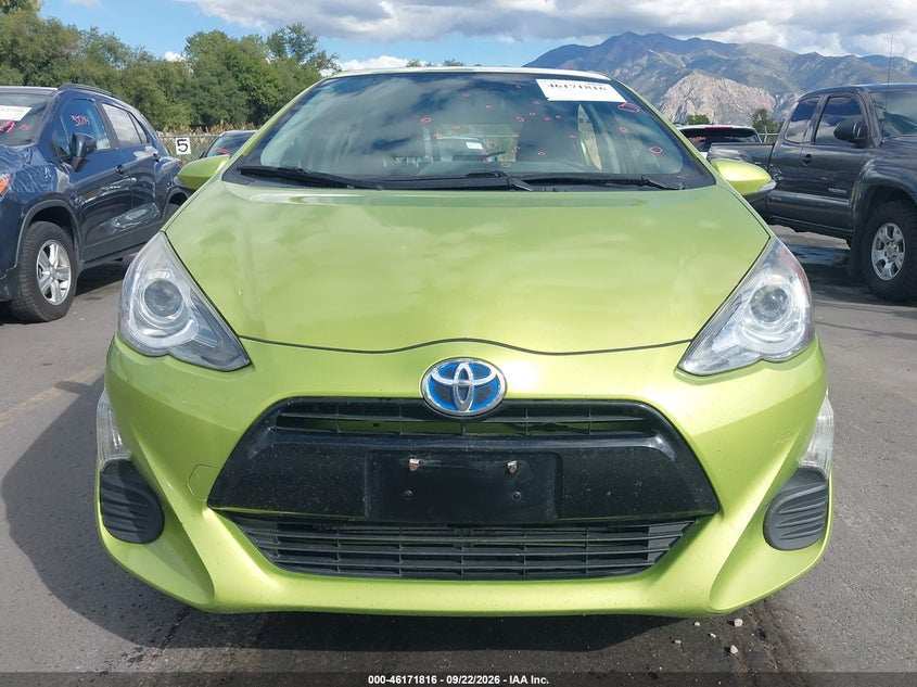 TOYOTA PRIUS C - zdjęcie 12