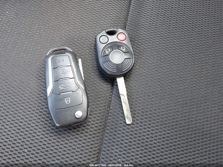 FORD FOCUS 2014 VIN 1FADP3E27EL374965