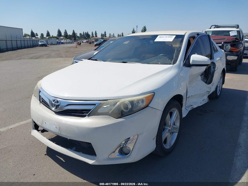 2014 Toyota Camry, Лівий бік, IAAI, VIN 4T1BF1FK8EU436872 — фото 2