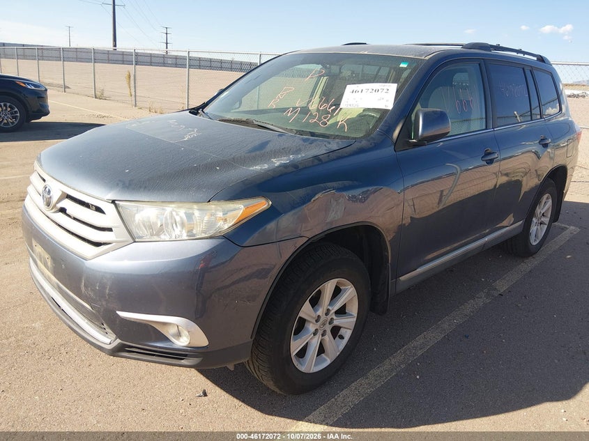 Vin: 5tdbk3eh2cs116661, lot: 46671914, toyota highlander base v6 20122