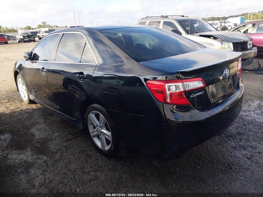 Vin: 4t1bf1fk6eu426535, lot: 46671985, toyota camry se 20143