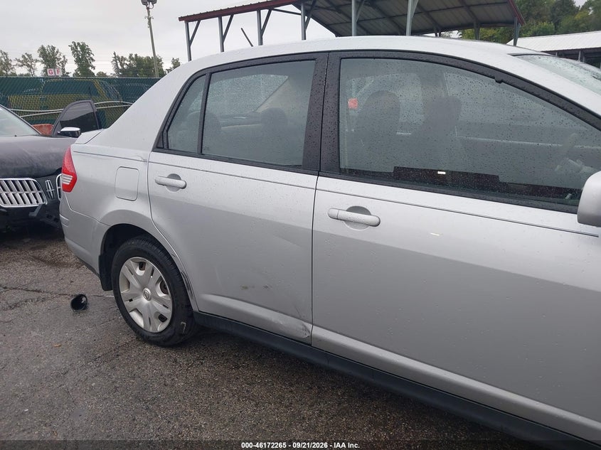 2011 NISSAN VERSA auction photo 6