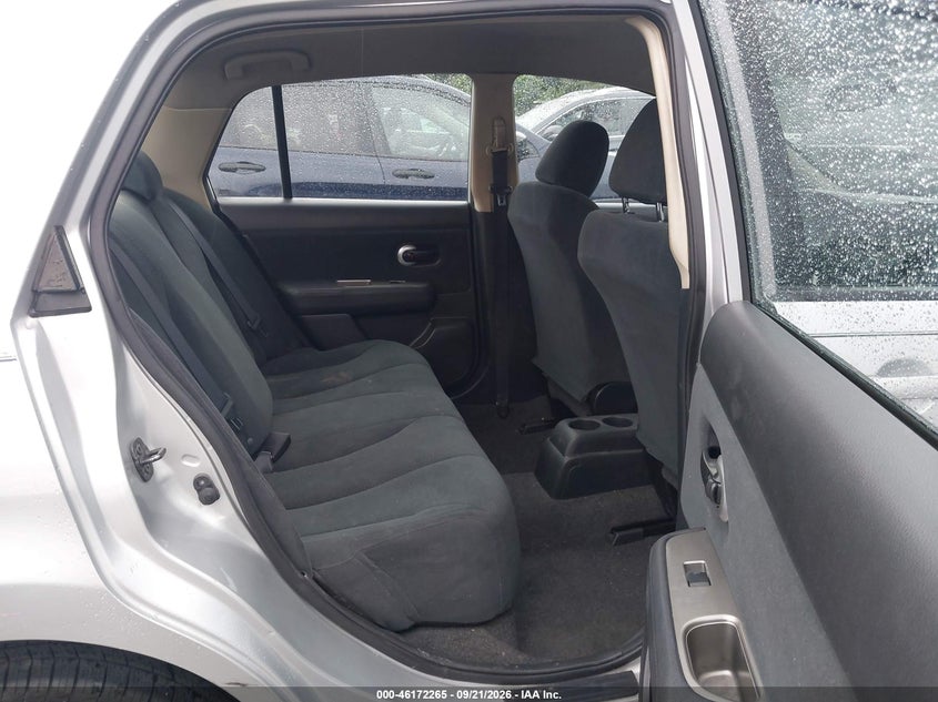 2011 NISSAN VERSA auction photo 8