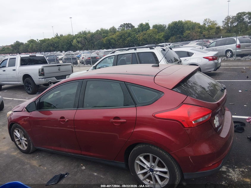 2015 FORD FOCUS SE · Фото 14
