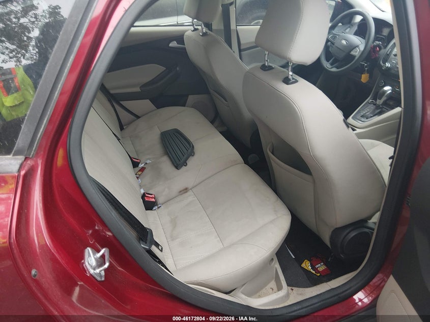 2015 FORD FOCUS SE · Фото 8