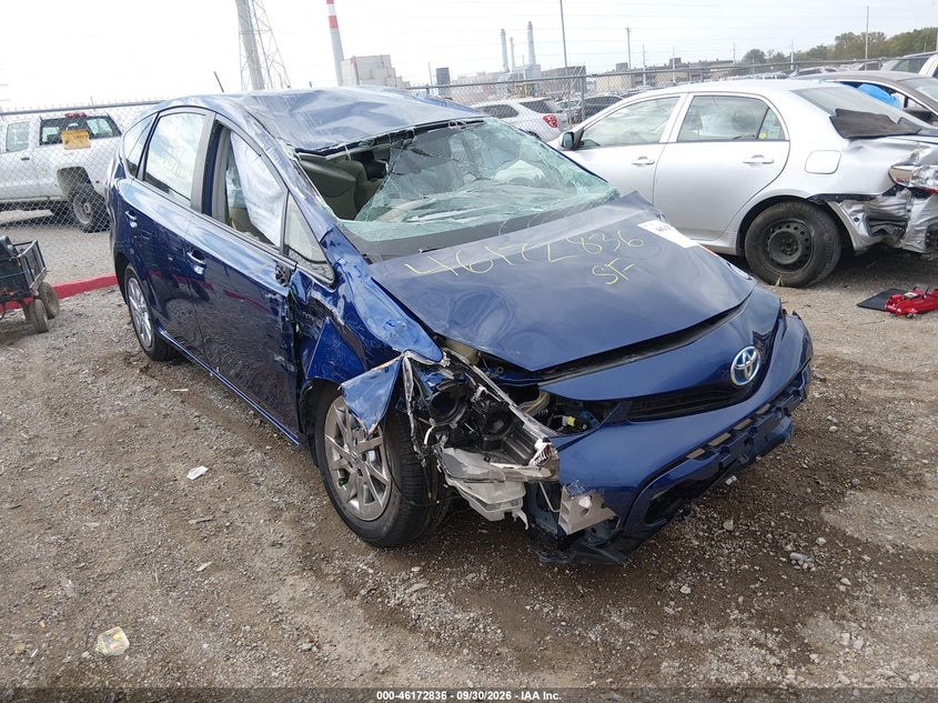 2015 TOYOTA PRIUS V FOUR