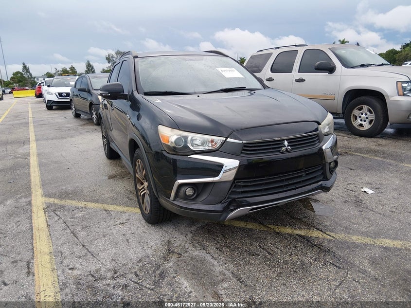 2017 MITSUBISHI OUTLANDER SPORT 2.4 SEL · Фото 6