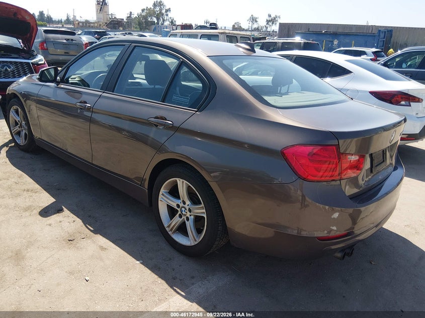 Vin: wba3c1c58df438122, lot: 46672788, bmw 328i 20133