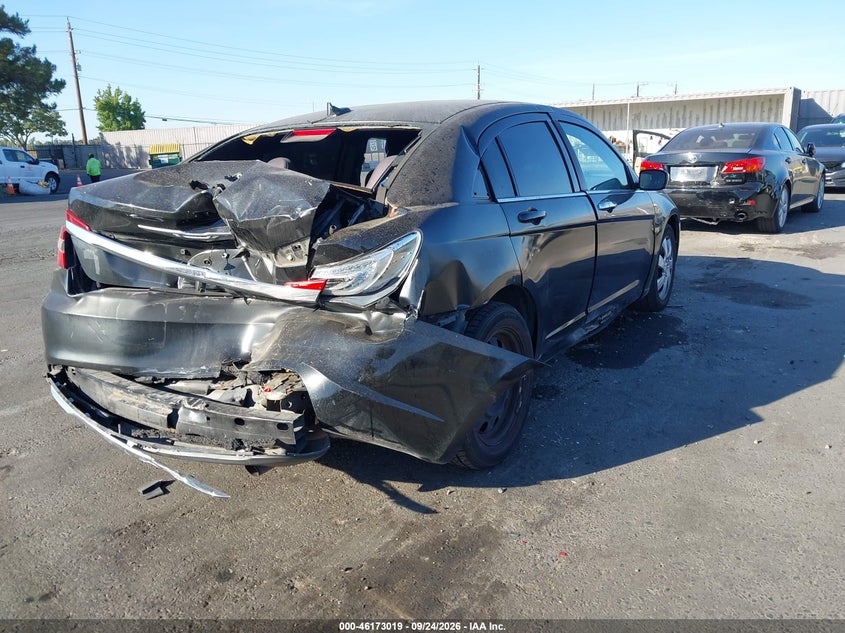 Vin: 1c3ccbab8en168306, lot: 46672862, chrysler 200 lx 20144