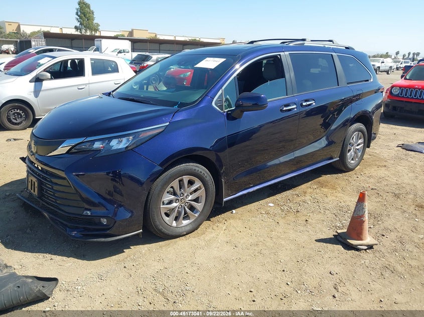 Vin: 5tdyrkec0ts325465, lot: 46672884, toyota sienna xle 20262
