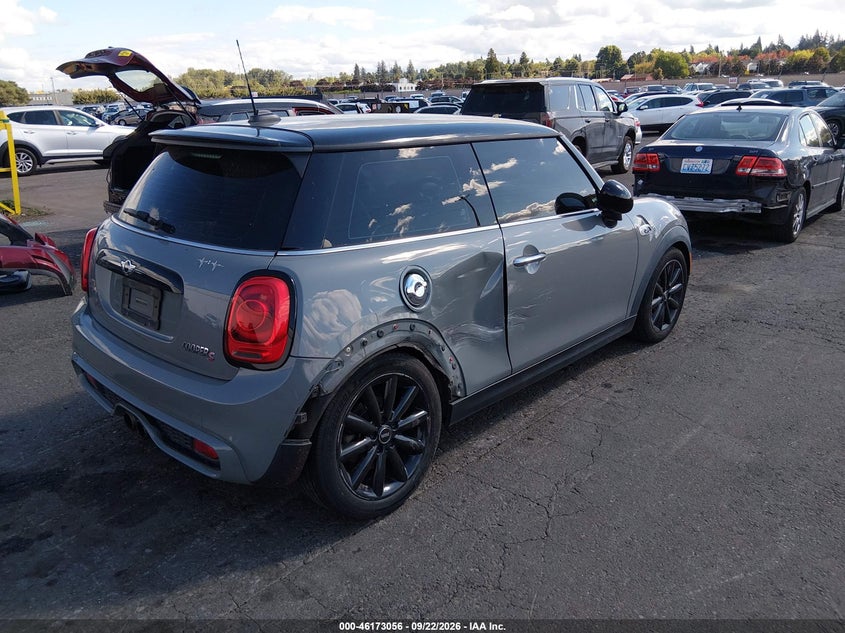 Vin: wmwxp7c53f2a60555, lot: 46672899, mini hardtop cooper s 20154