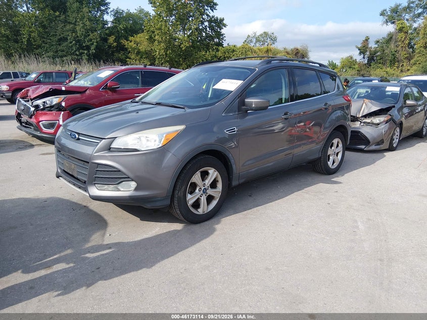 Vin: 1fmcu9gx2dub36844, lot: 46672957, ford escape se 20132