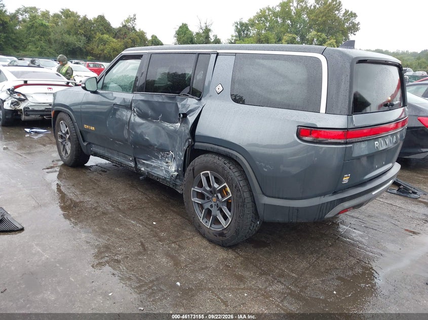 Vin: 7pdsgaba5pn019844, lot: 46672998, rivian r1s adventure 20233