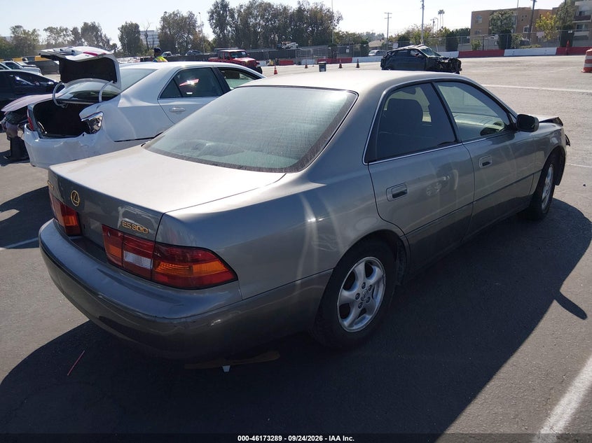 LEXUS ES 300 1998 VIN JT8BF28G8W0092731