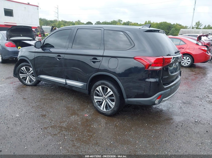 Vin: ja4az3a30hz049043, lot: 46673135, mitsubishi outlander se 20173