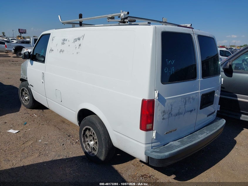 CHEVROLET ASTRO 2002 VIN 1GCDM19X02B129701