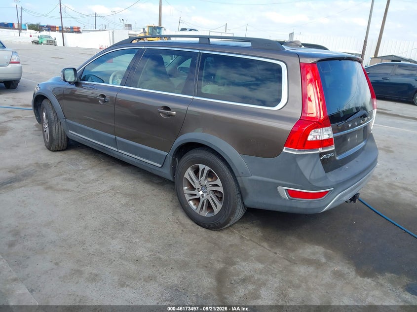 VOLVO XC70 2015 VIN YV4940NB4F1202409