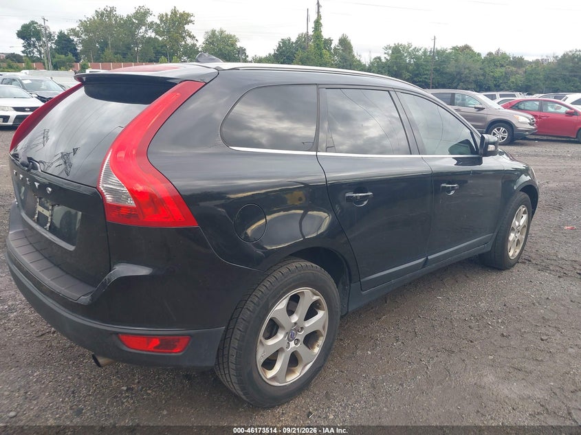 VOLVO XC60 2013 VIN YV4952DL9D2405452