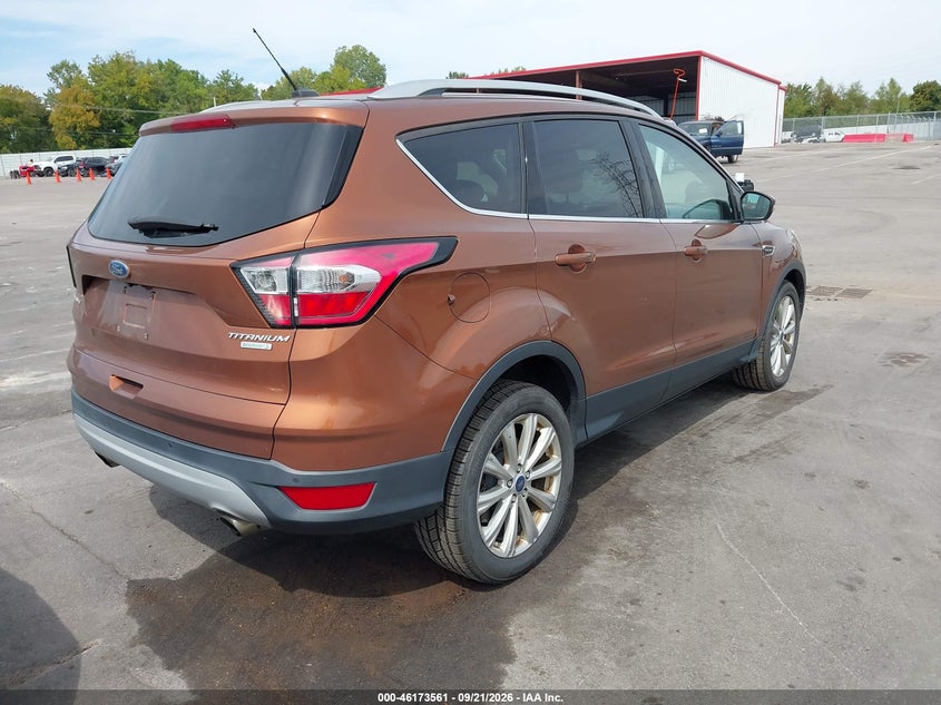 Vin: 1fmcu0jd5hub78747, lot: 46673421, ford escape titanium 20174