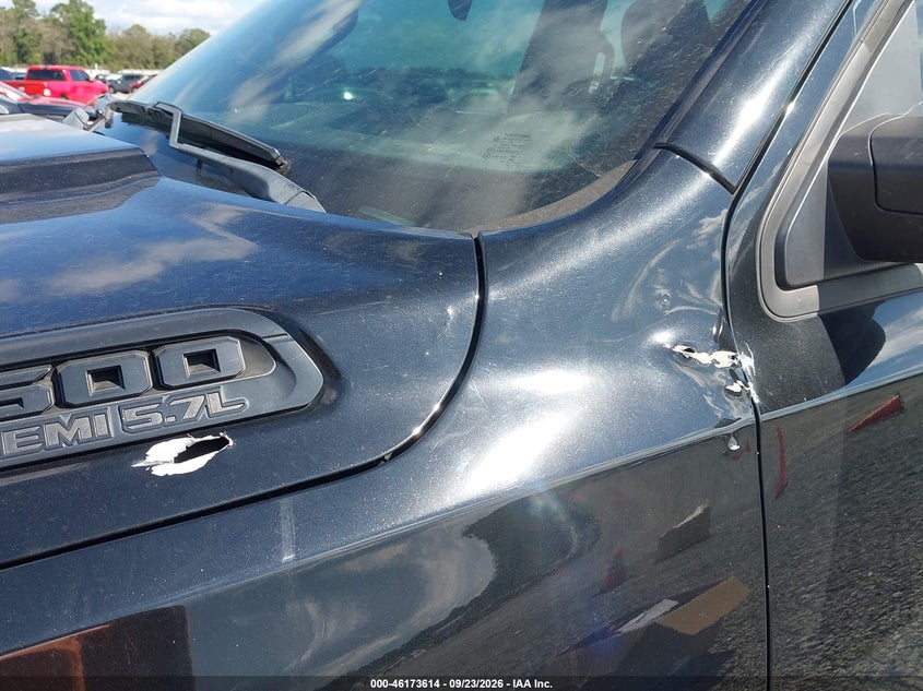 RAM 1500 2019 VIN 1C6RREFT1KN762911