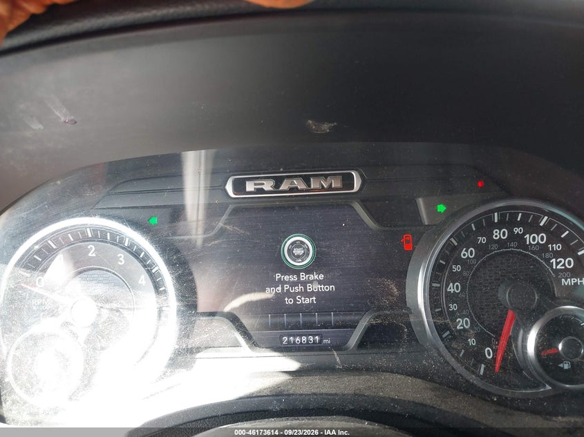 RAM 1500 2019 VIN 1C6RREFT1KN762911