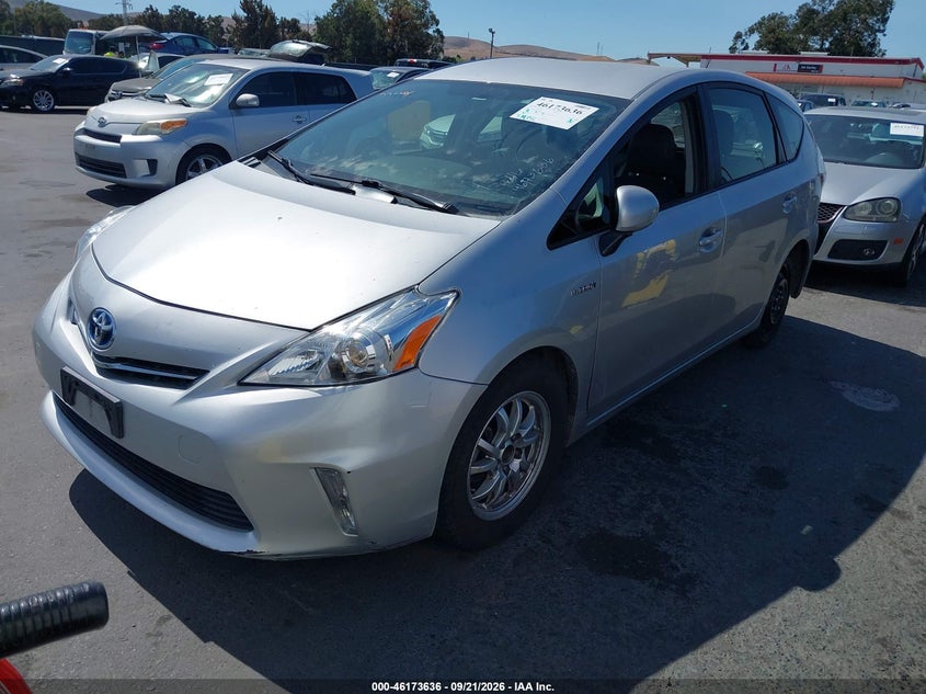 Vin: jtdzn3eu8c3025978, lot: 46673496, toyota prius v three 20122