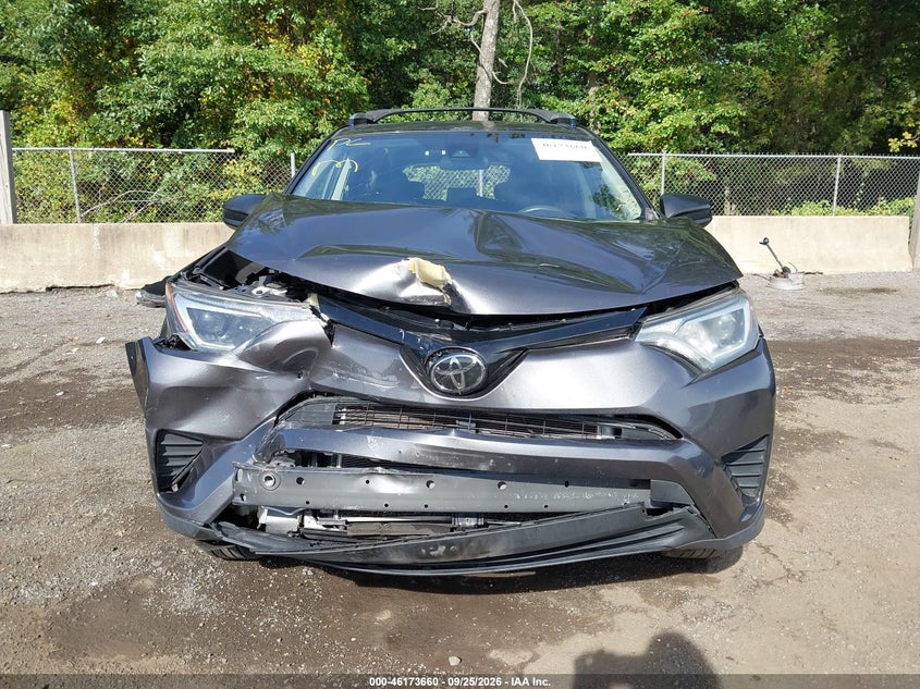 TOYOTA RAV4 - zdjęcie 12
