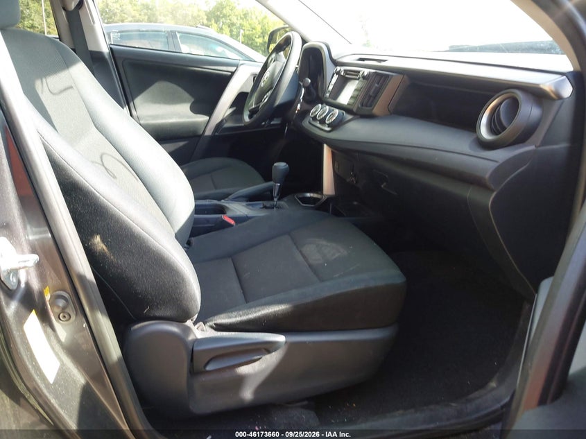TOYOTA RAV4 - zdjęcie 5
