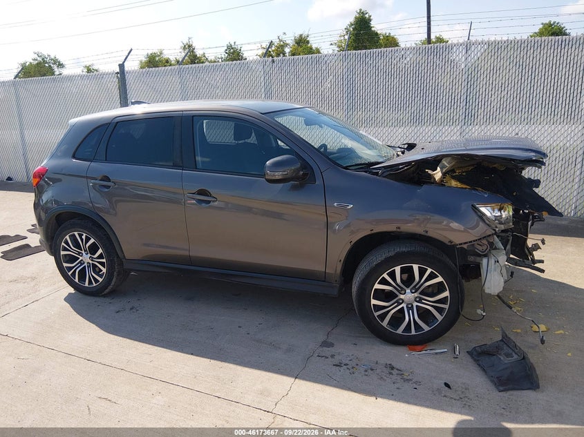 2017 MITSUBISHI OUTLANDER SPORT 2.0 ES/2.0 LE · Фото 14