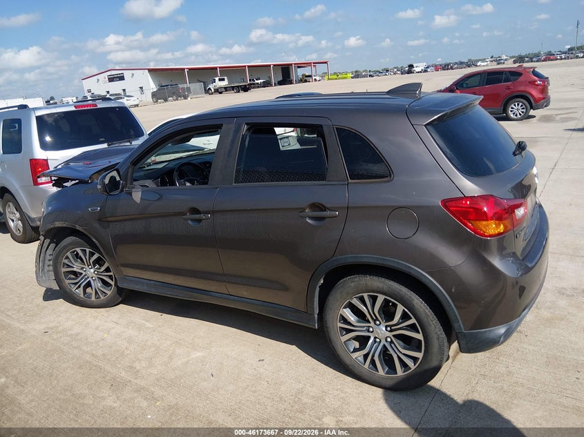 2017 MITSUBISHI OUTLANDER SPORT 2.0 ES/2.0 LE · Фото 15