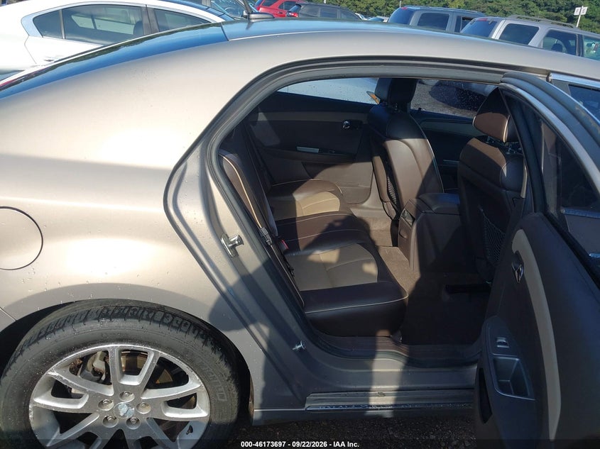 Photo 8 - CHEVROLET MALIBU