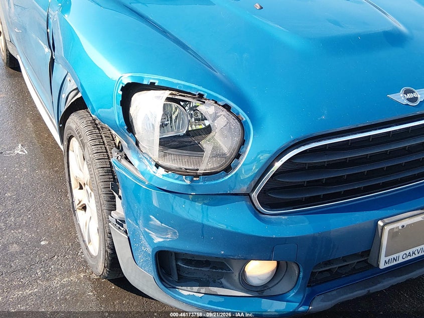 MINI COUNTRYMAN 2018 VIN WMZYS7C35J3E07276