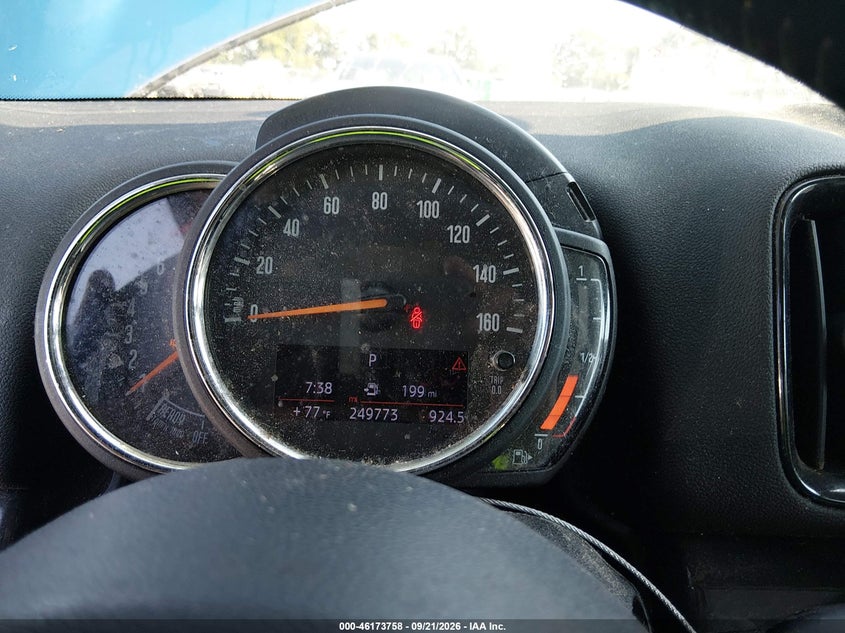 MINI COUNTRYMAN 2018 VIN WMZYS7C35J3E07276