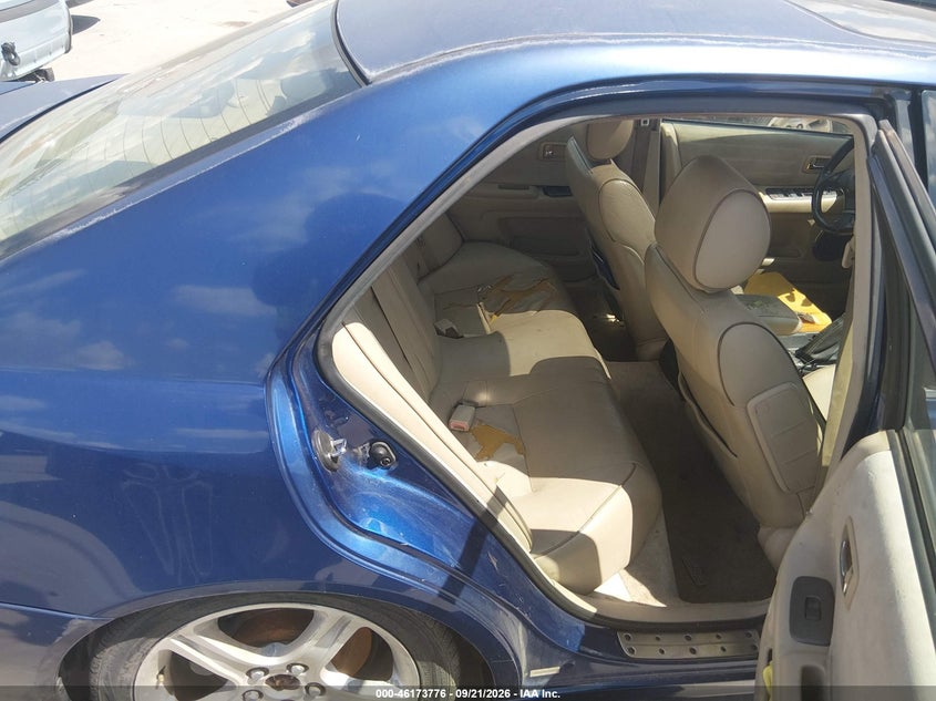 LEXUS IS 300 2002 VIN JTHBD192420051171