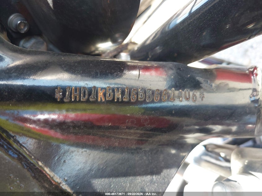 HARLEY-DAVIDSON FLHX 2011
