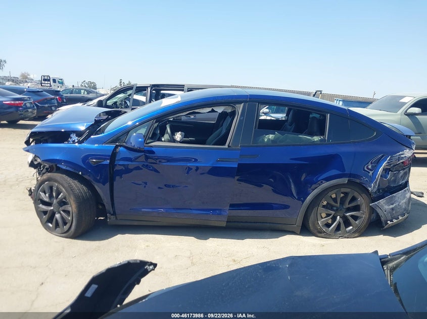 2023 TESLA MODEL X DUAL MOTOR ALL-WHEEL DRIVE/STANDARD RANGE · Фото 12